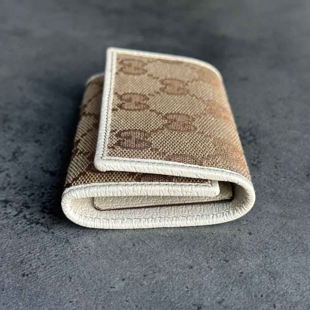 未使用✨GUCCI GGキャンバス　キーケース　ベージュ　白