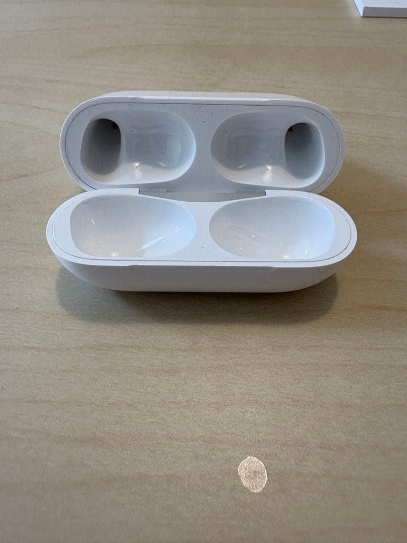 イヤホン AirPods Pro 2nd Gen (Lightning)