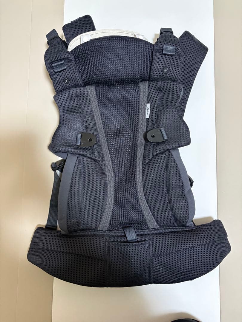 Apricaラクリス 抱っこ紐 ダークグレー