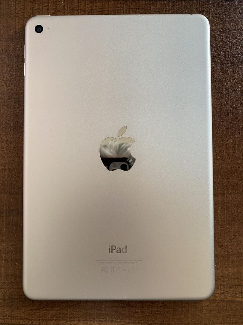 iPad mini 4 128GB シルバー 本体