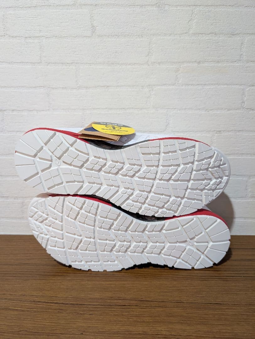 し*ん様 ⭐️CP305AC 28.0センチ 新品！