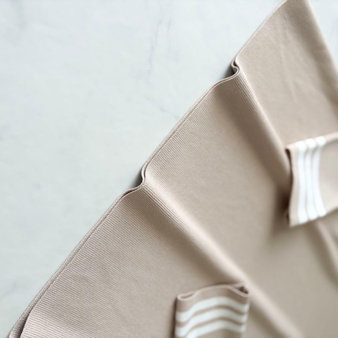 ボーダーズアットバルコニー フリル レーヨン ニット ベージュ 極美品 36