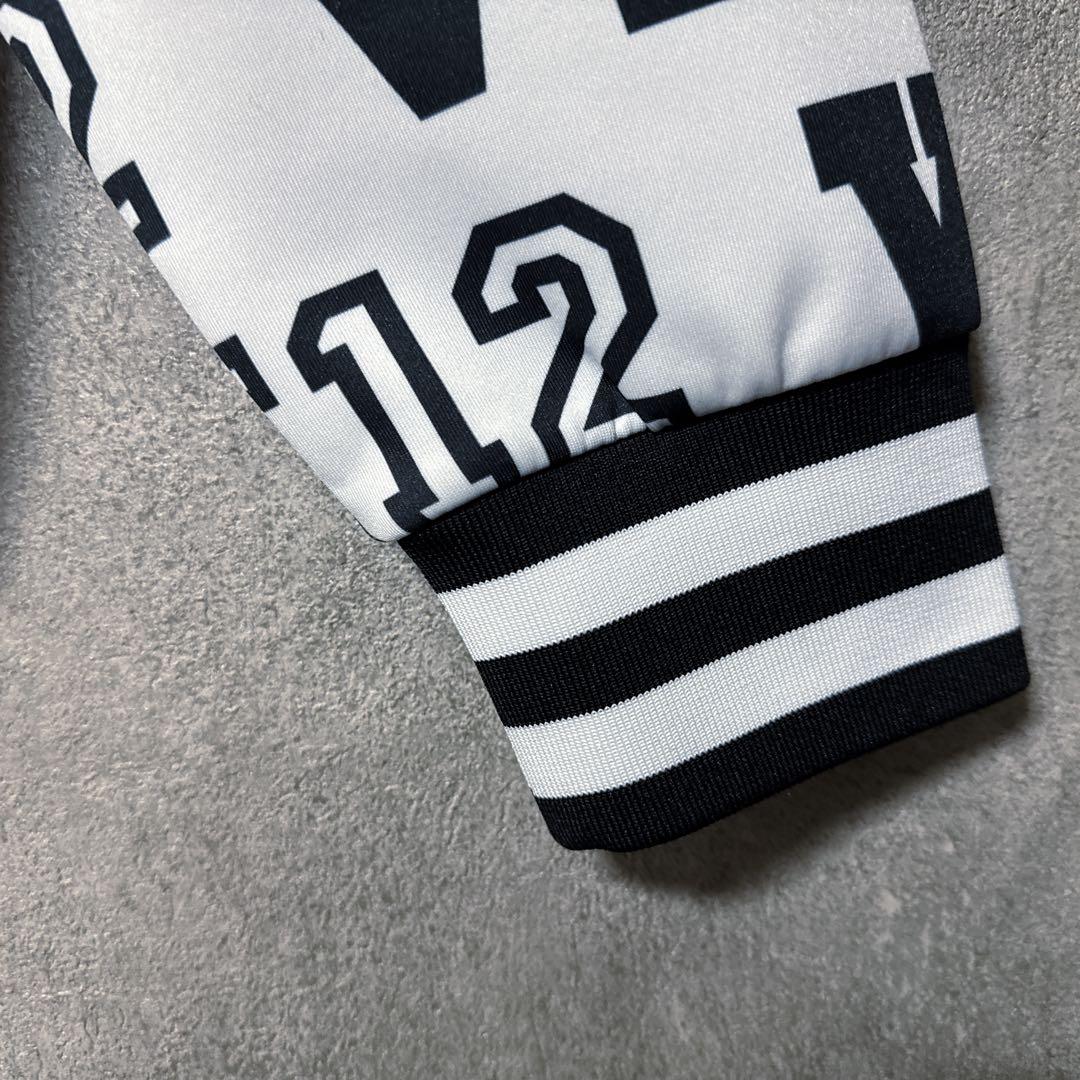 V12 ヴィトゥエルヴ ジップパーカー ジャケット 総柄 ロゴ ホワイト L