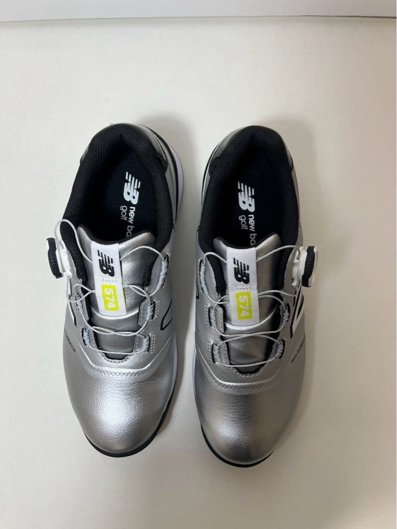 New Balance ゴルフシューズ ボアシステム シルバー
