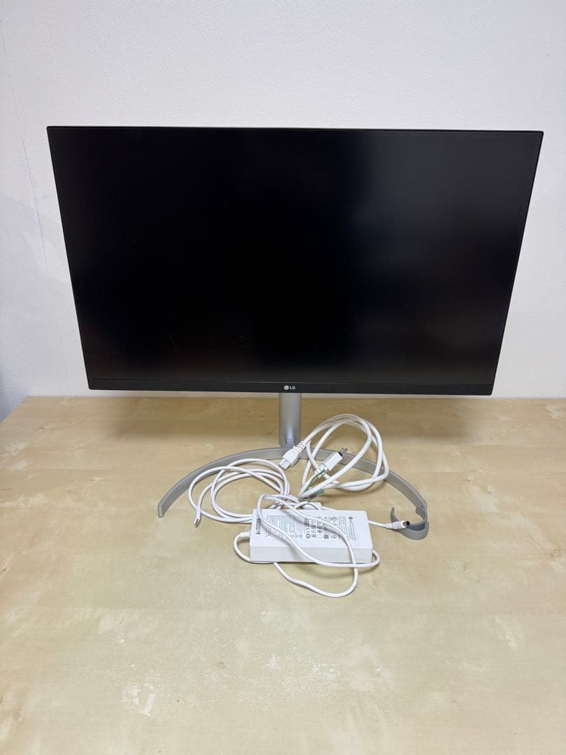 LGモニターディスプレイ 27UK850-W 27インチ/4K USB C