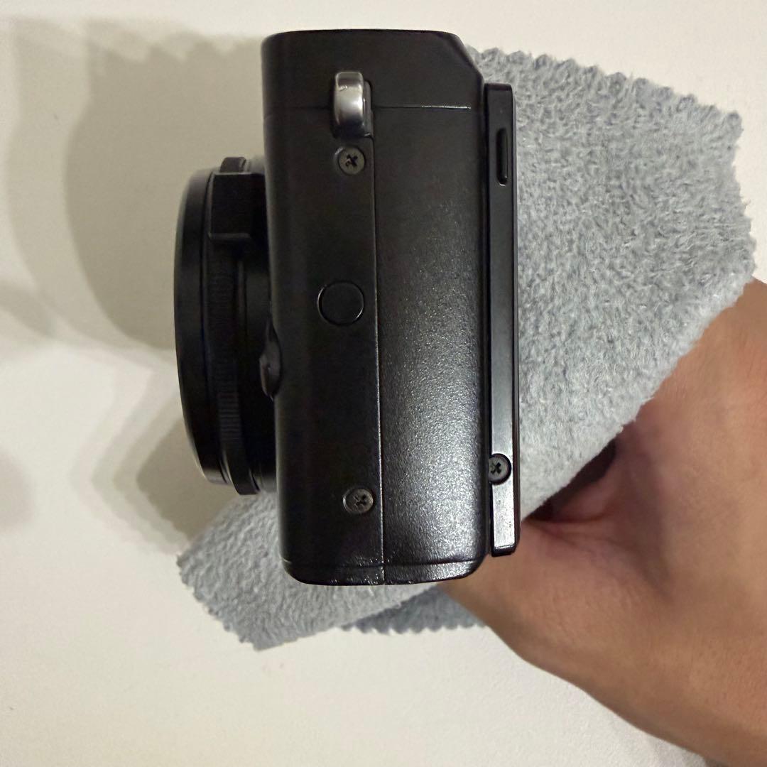 わ*ん様 [訳アリ]X70 富士フイルム コンパクトデジタルカメラ