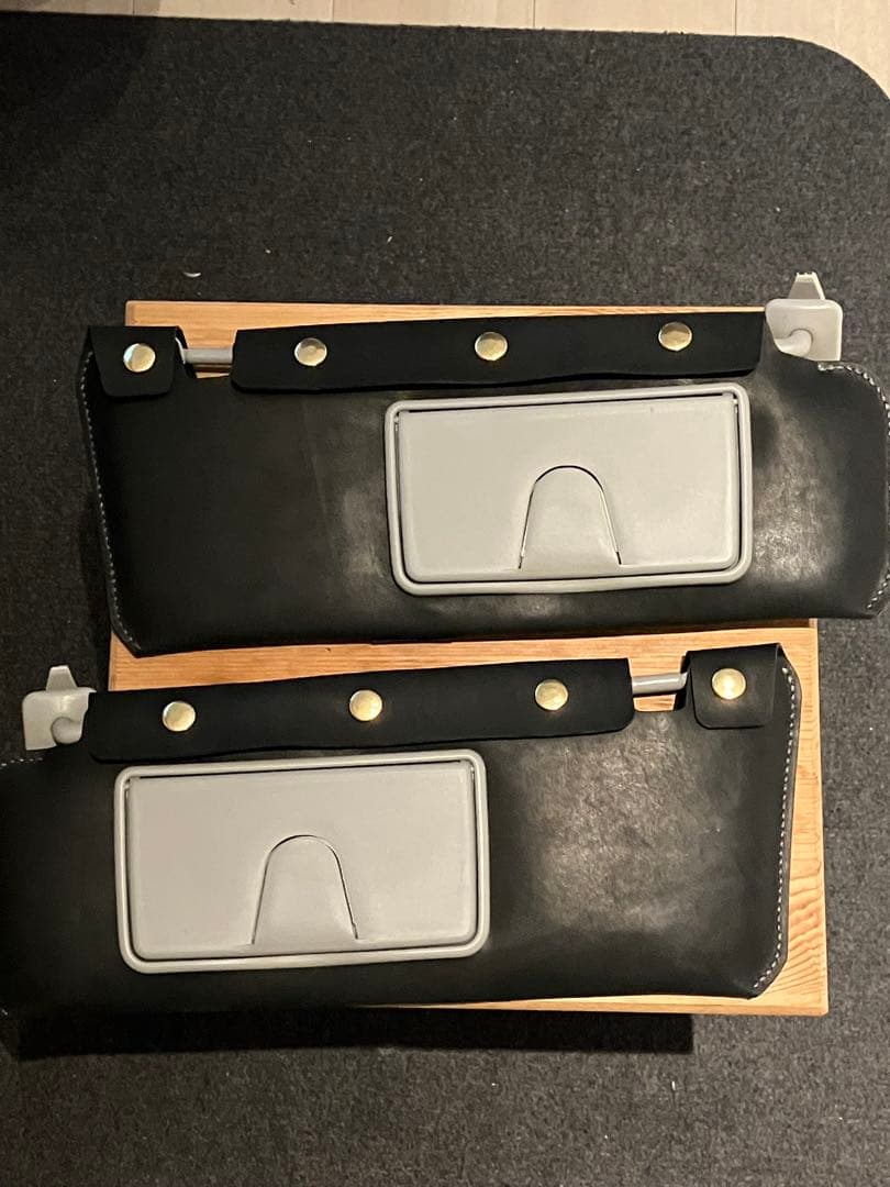 ジムニーJB64/JB74用サンバイザーレザーカバー黒色牛革