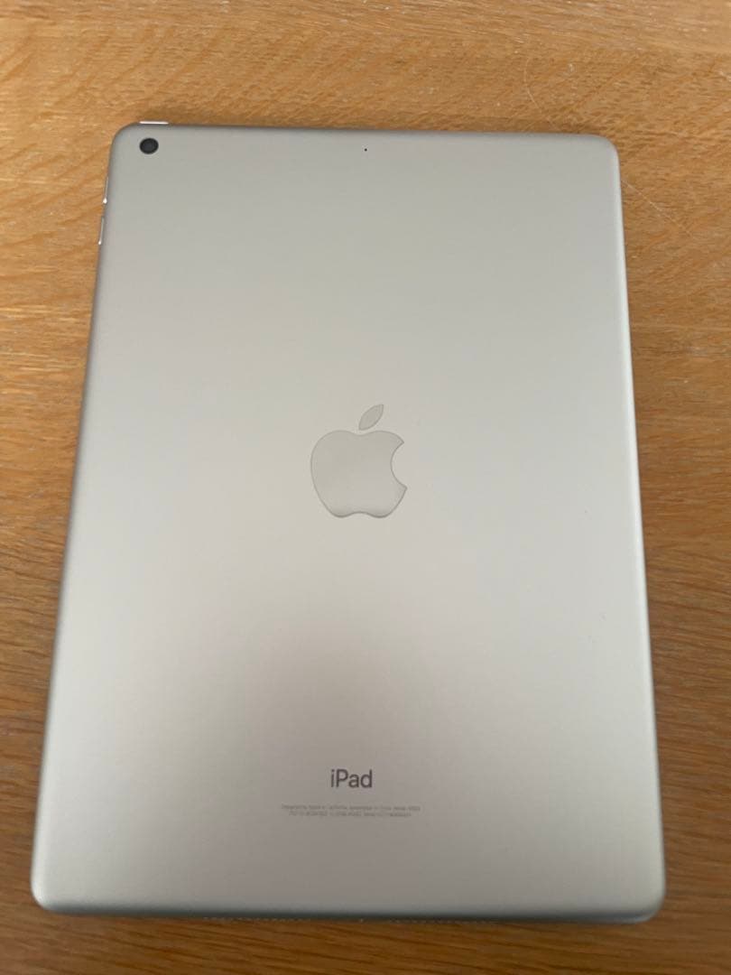 あずきiPad 第5世代 128GB Wi-Fiモデル シルバー