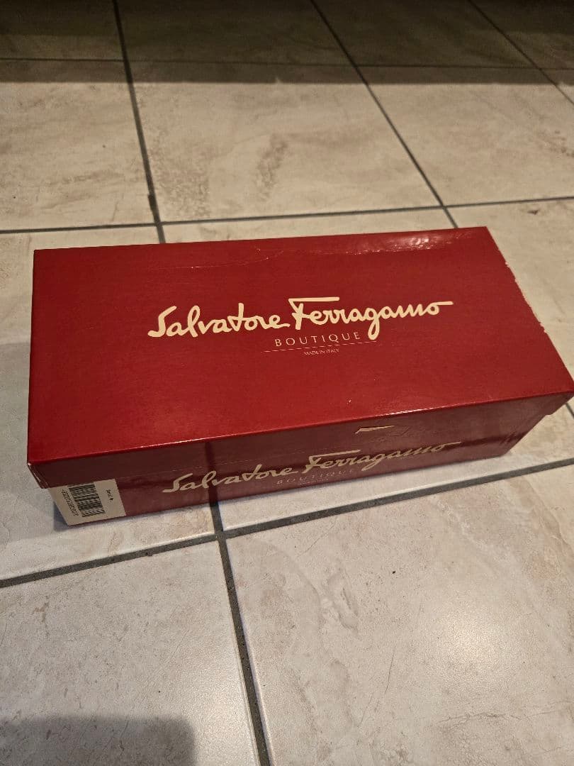 J*y様 Ferragamo ブラック パンプス リボン付き　24㎝