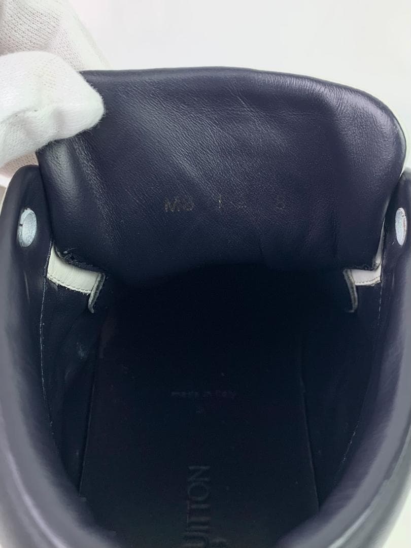 ルイヴィトン ハイカットスニーカー LVロゴ ホワイト