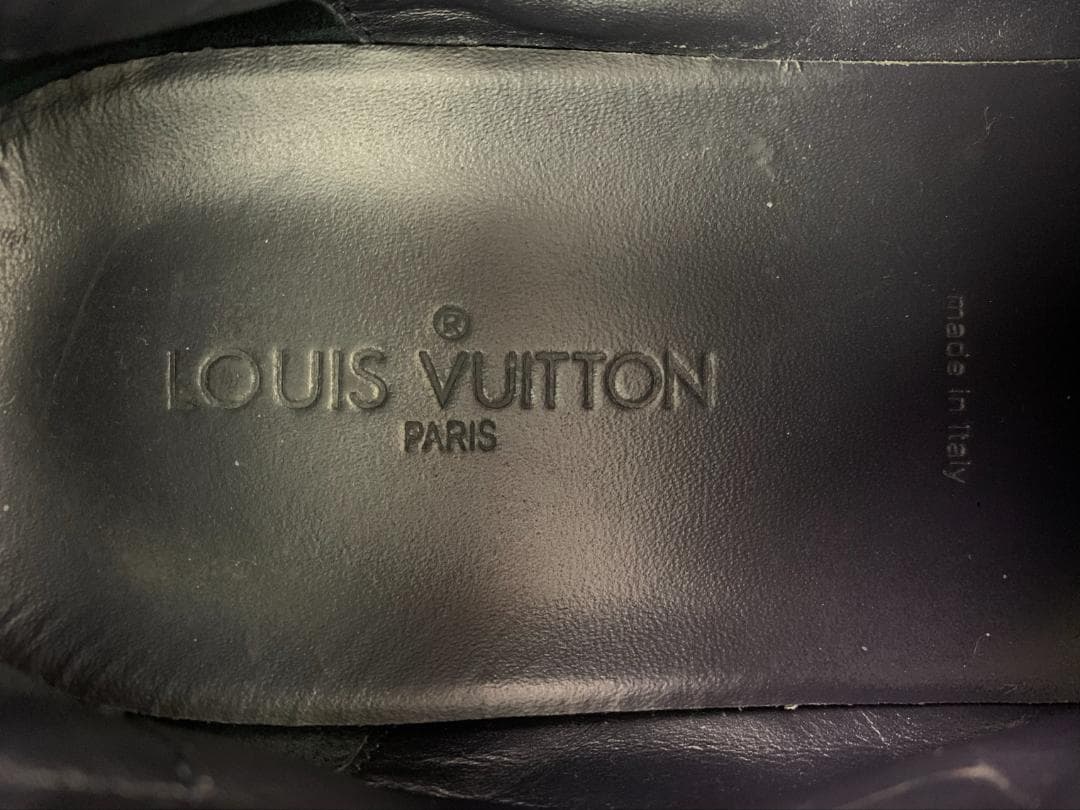 ルイヴィトン ハイカットスニーカー LVロゴ ホワイト