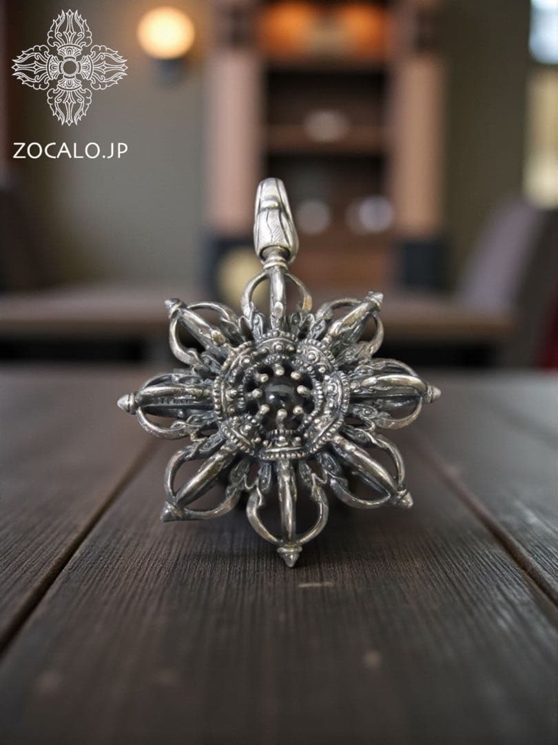 ZOCALO/ソカロ ナローホイールドージェペンダント