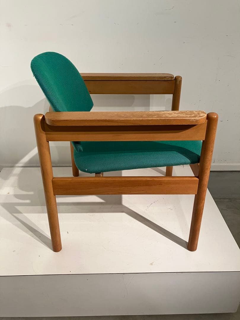 東洋ファニチャー、ラウンジチェア、TOYO、カリモク、天童木工、秋田木工キツツキ