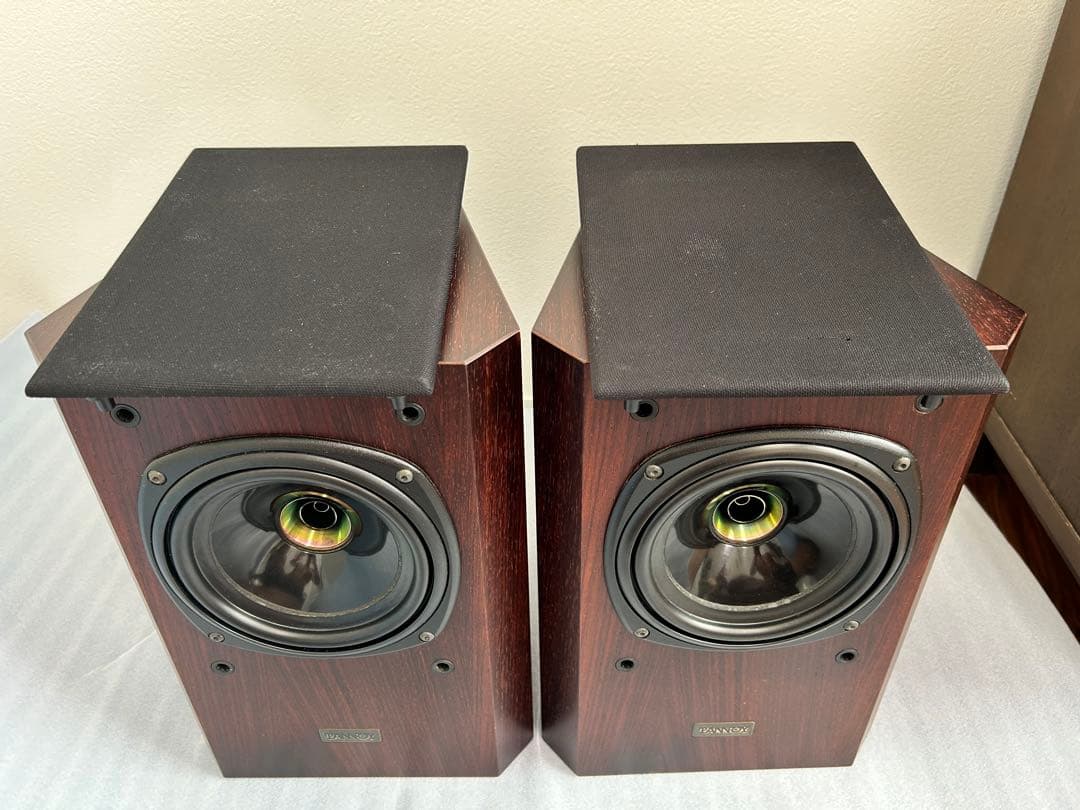 Tannoy D-100英国名門 ブランドの高音質スピーカー