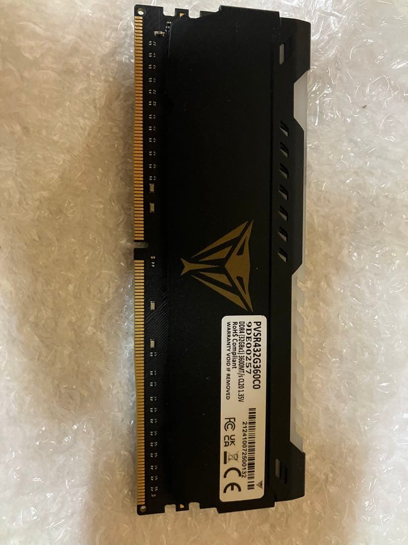 Patriot Viper Steel RGB 32GB 1枚