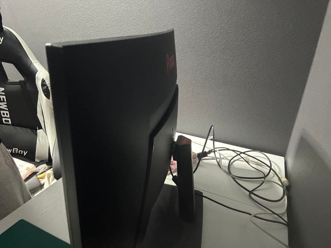 【最終値下げ】大型湾曲モニター24型 144Hz