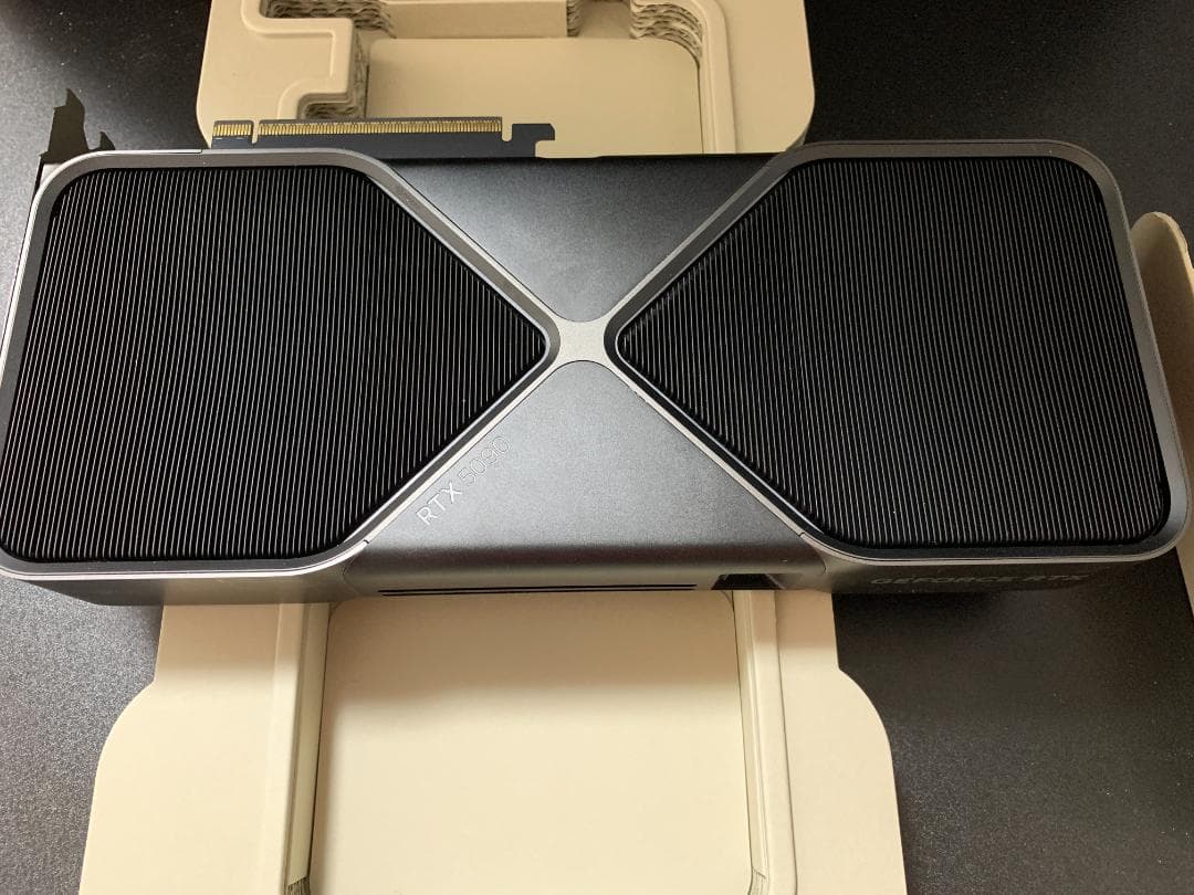 岩*田様 NVIDIA RTX 5090 Founders Editon