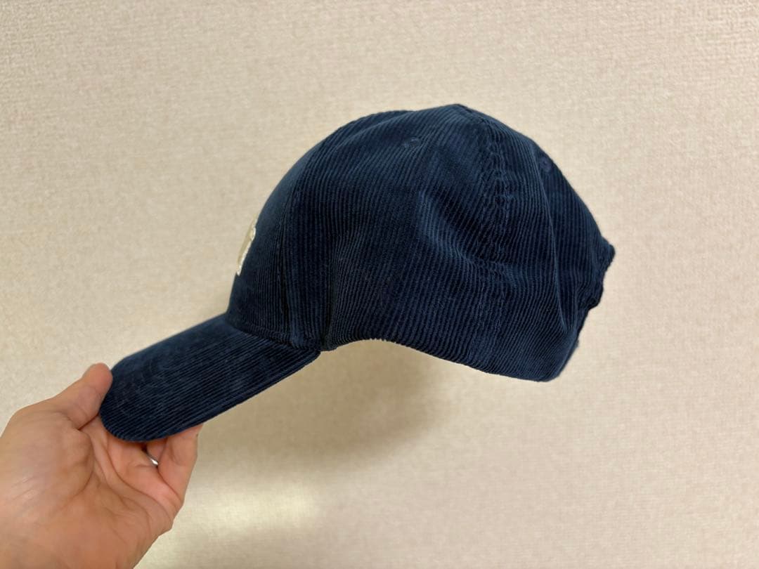 AUTRY ネイビー コーデュロイキャップ