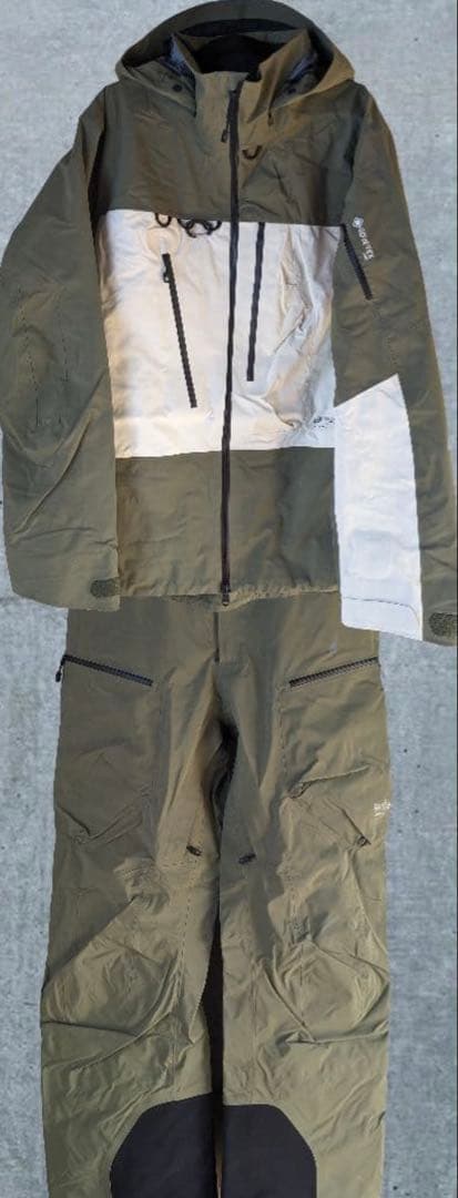 Burton ak 457 ガイド ジャケット ビブパンツ セット