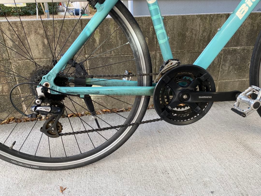 ビアンキ　ローマ4 クロスバイク　アルミフレーム