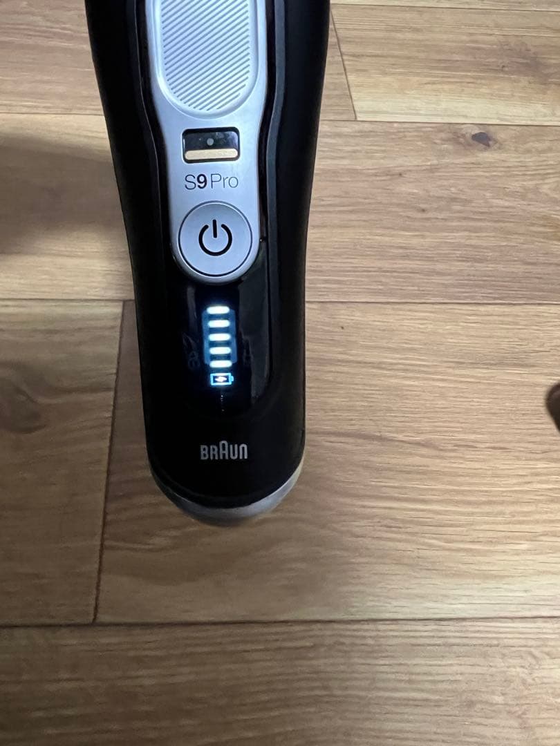 Braun ブラウン S9Pro メンズ電気シェーバー 動作確認済み
