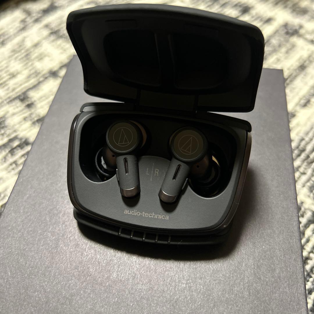 ★Audio-Technica（ATH-TWX9）★ワイヤレスイヤホン
