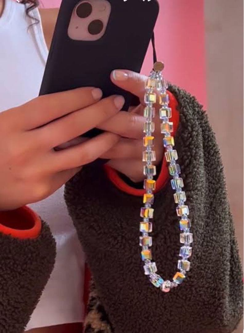 スマホアクセサリー StringTing Drip Ting Crystal Wristlet