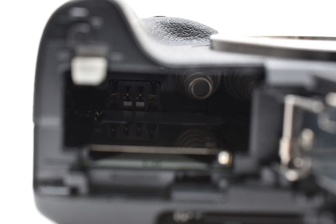 キヤノン CANON EOS M3 EF-M ダブルズーム 【Wi-Fi搭載！】