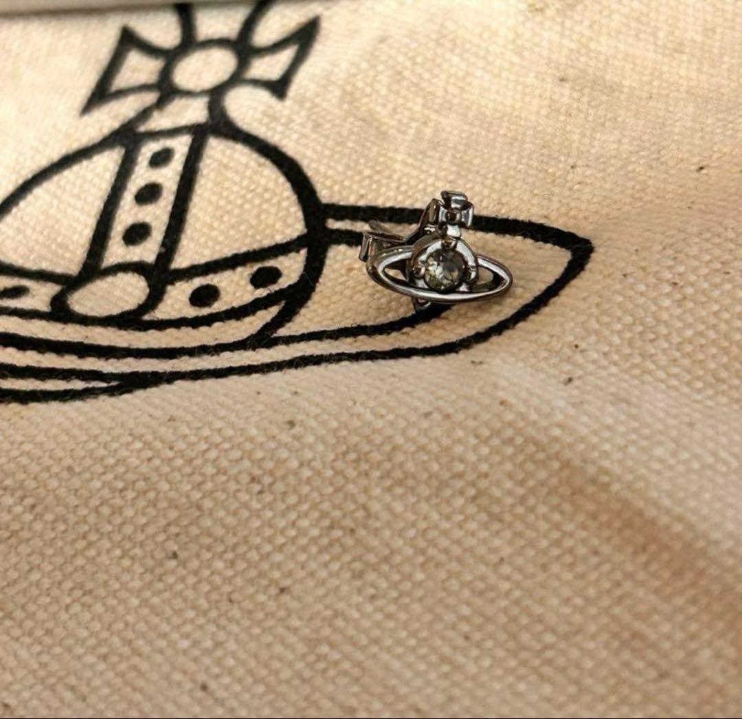 Vivienne Westwood シングルピアス シルバー