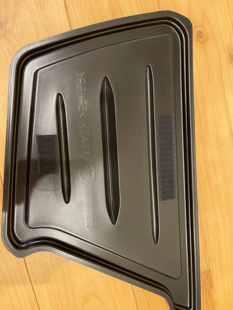 cx-8 純正ラゲッジトレイ(ハード)