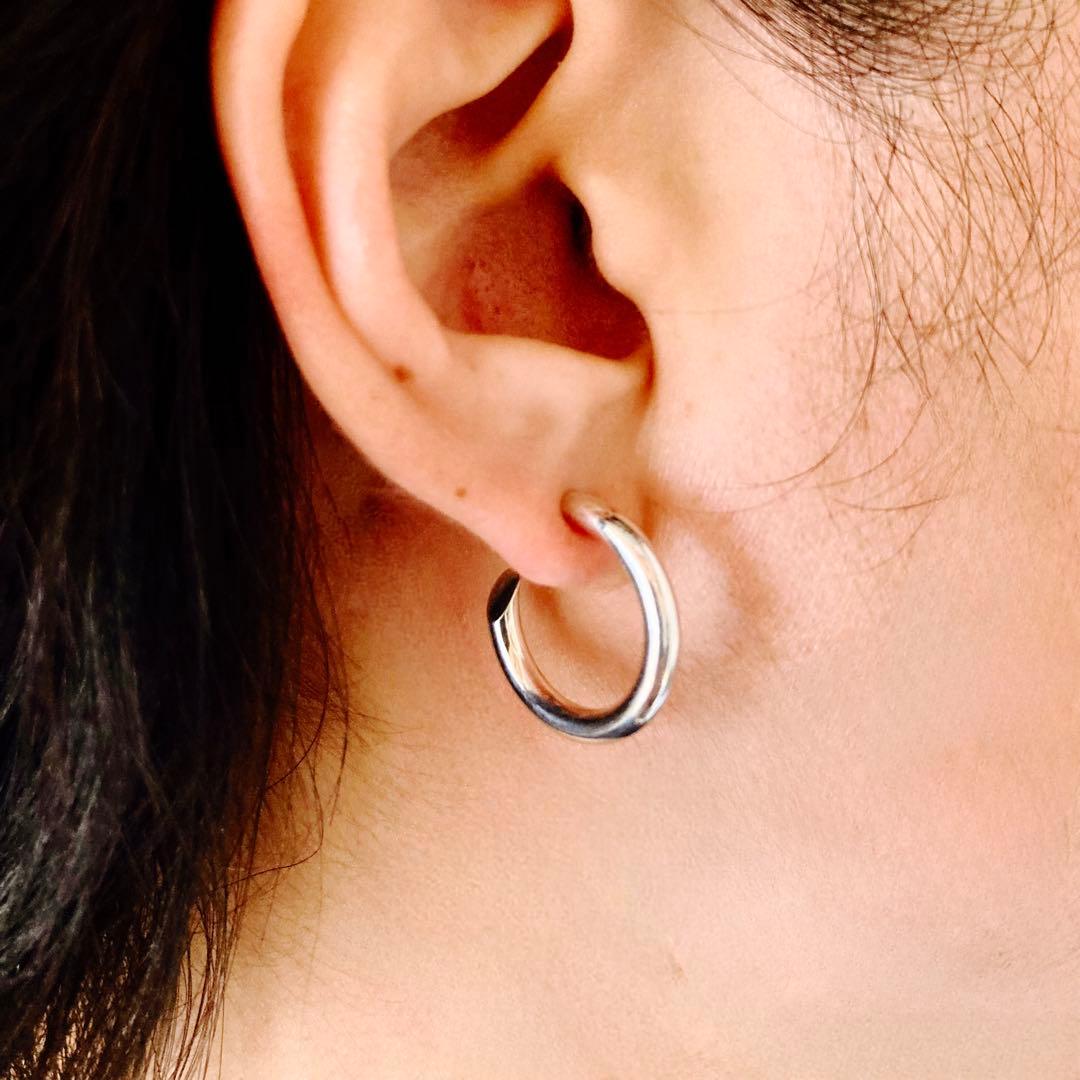 新春限定価格　新品 【 3mm×21mm 】両耳用 シルバー925 フープピアス
