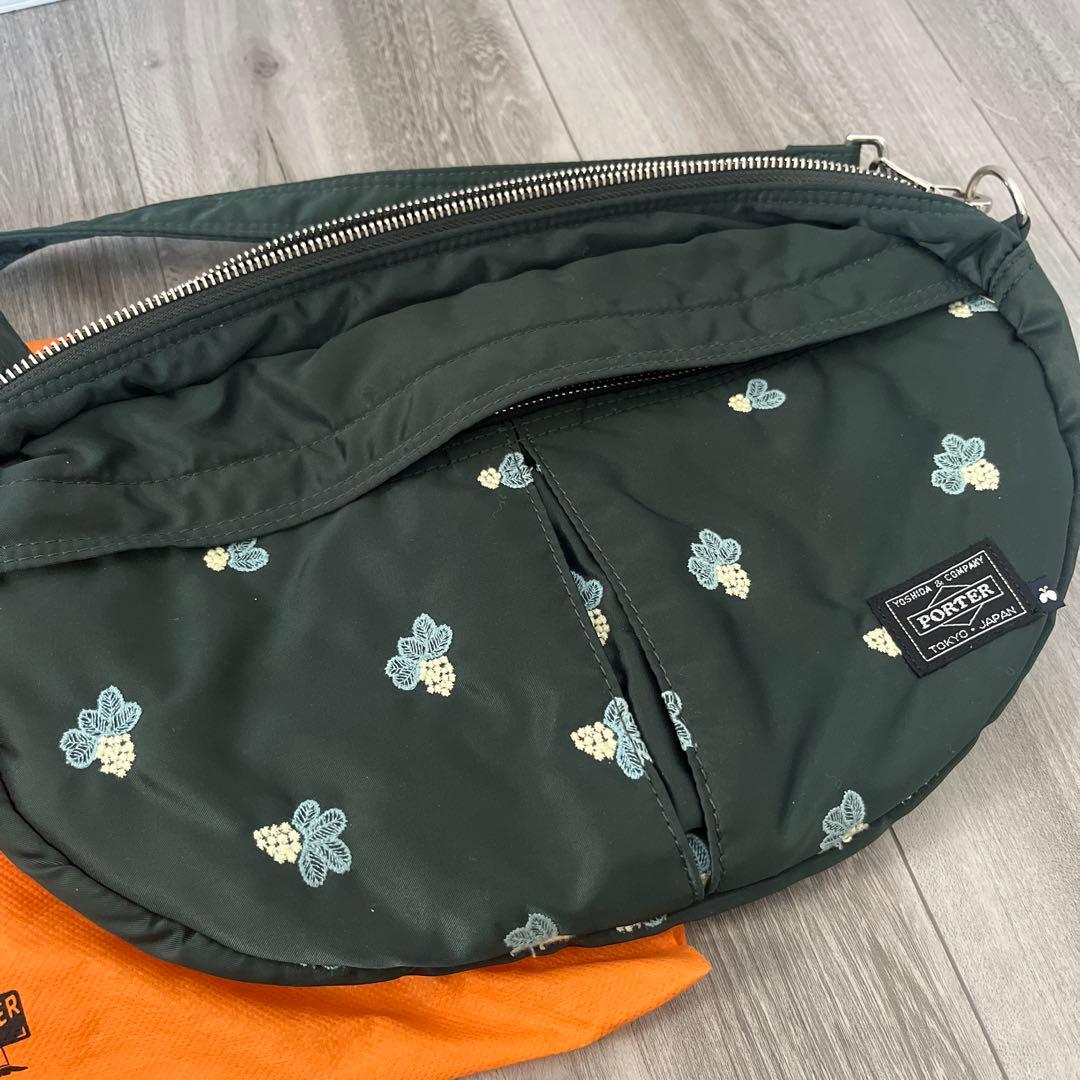 ミナペルホネン✖️ポーターコラボ　ボディバッグ美品