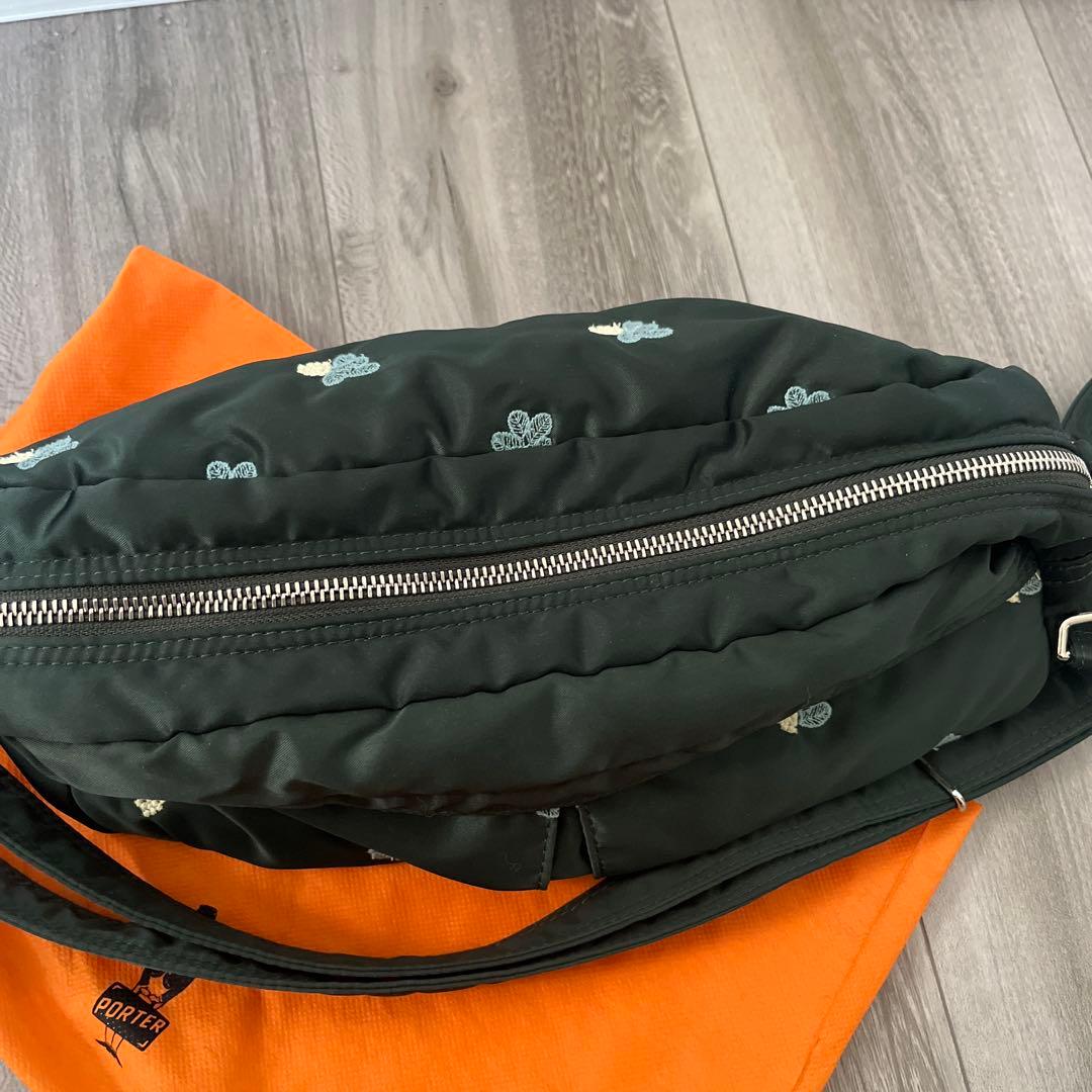 ミナペルホネン✖️ポーターコラボ　ボディバッグ美品