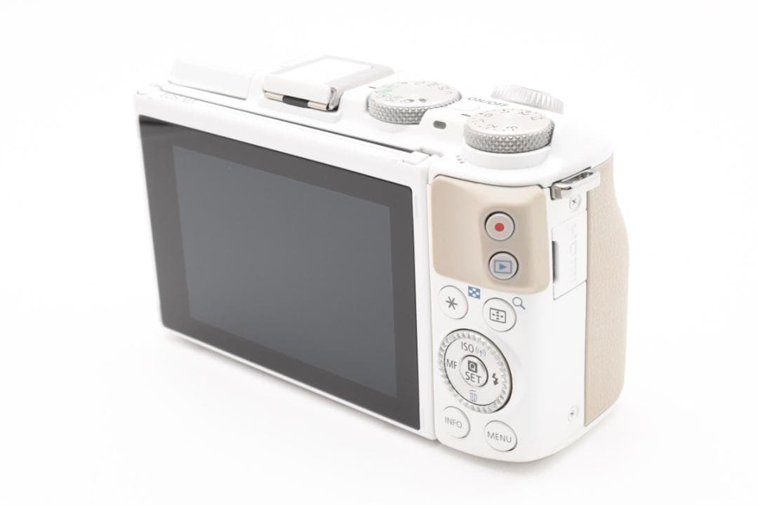 美品 キャノン　Canon EOS M3 ボディ 1146