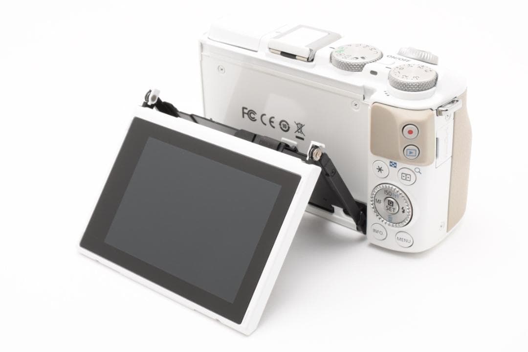 美品 キャノン　Canon EOS M3 ボディ 1146