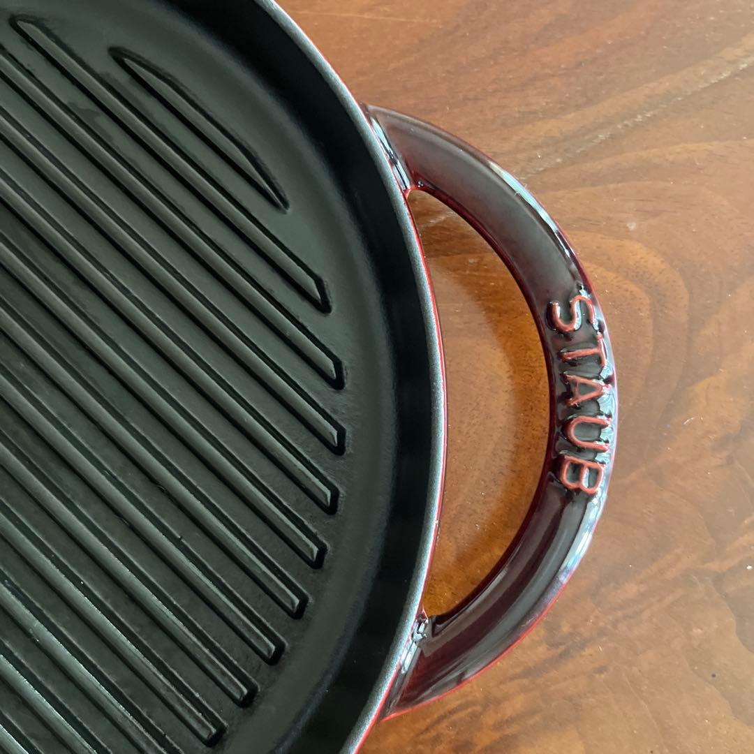 最終値下げ　STAUB グリルパン　26 グレナディンレッド