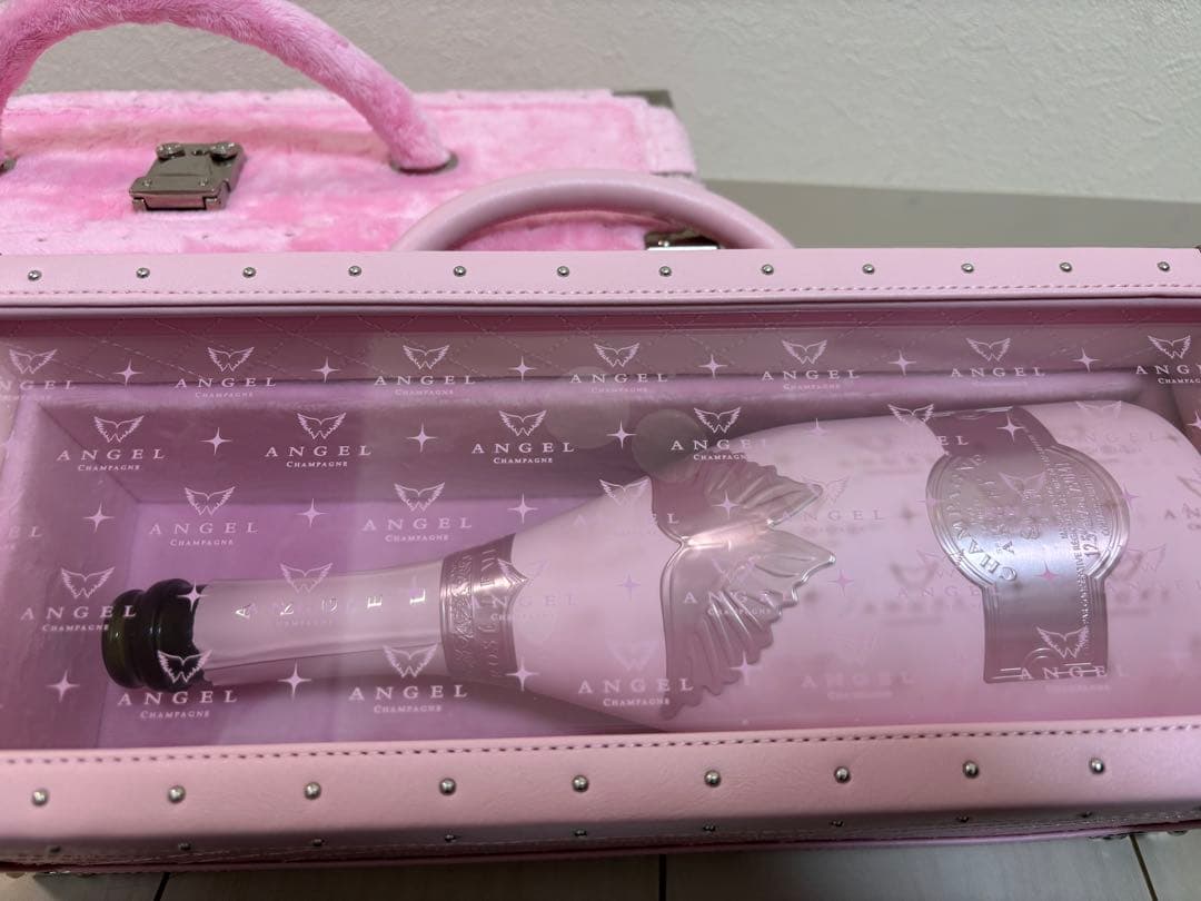 ⭐︎エンジェル　ファー　空箱　ボトル付き⭐︎