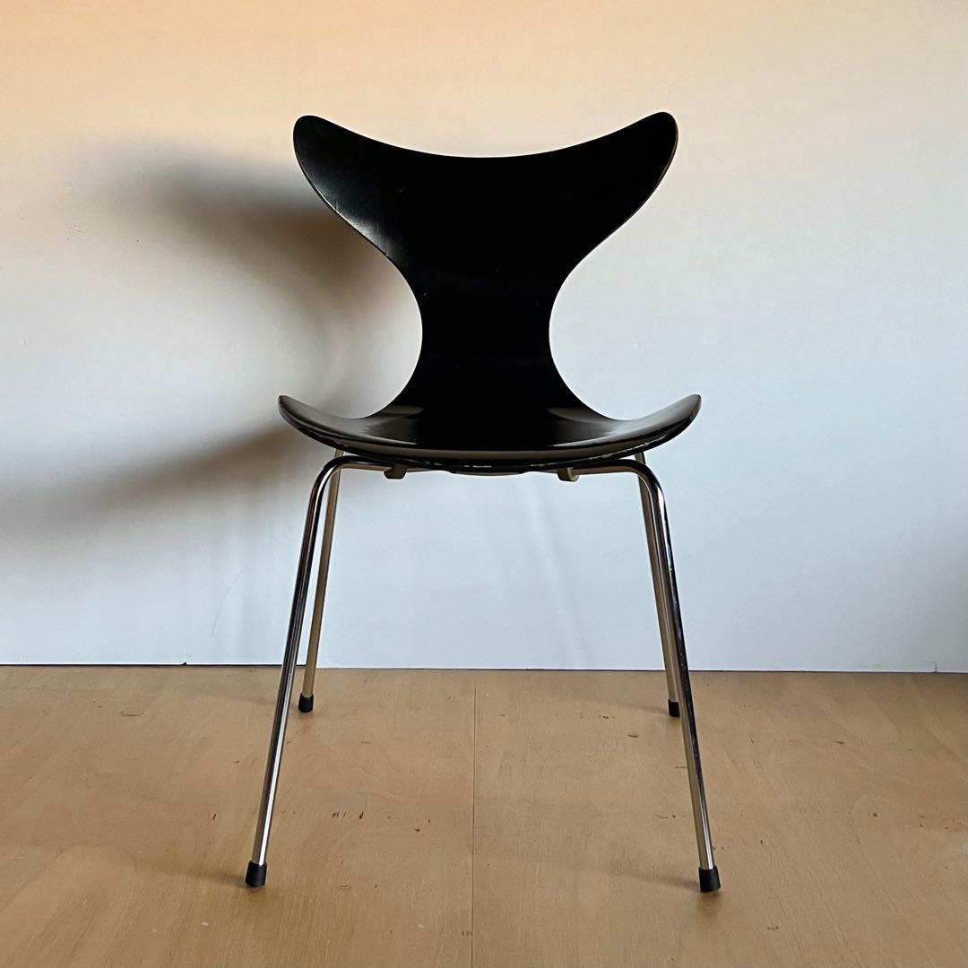 Arne Jacobsen 3108 Lily Chair エイトチェア