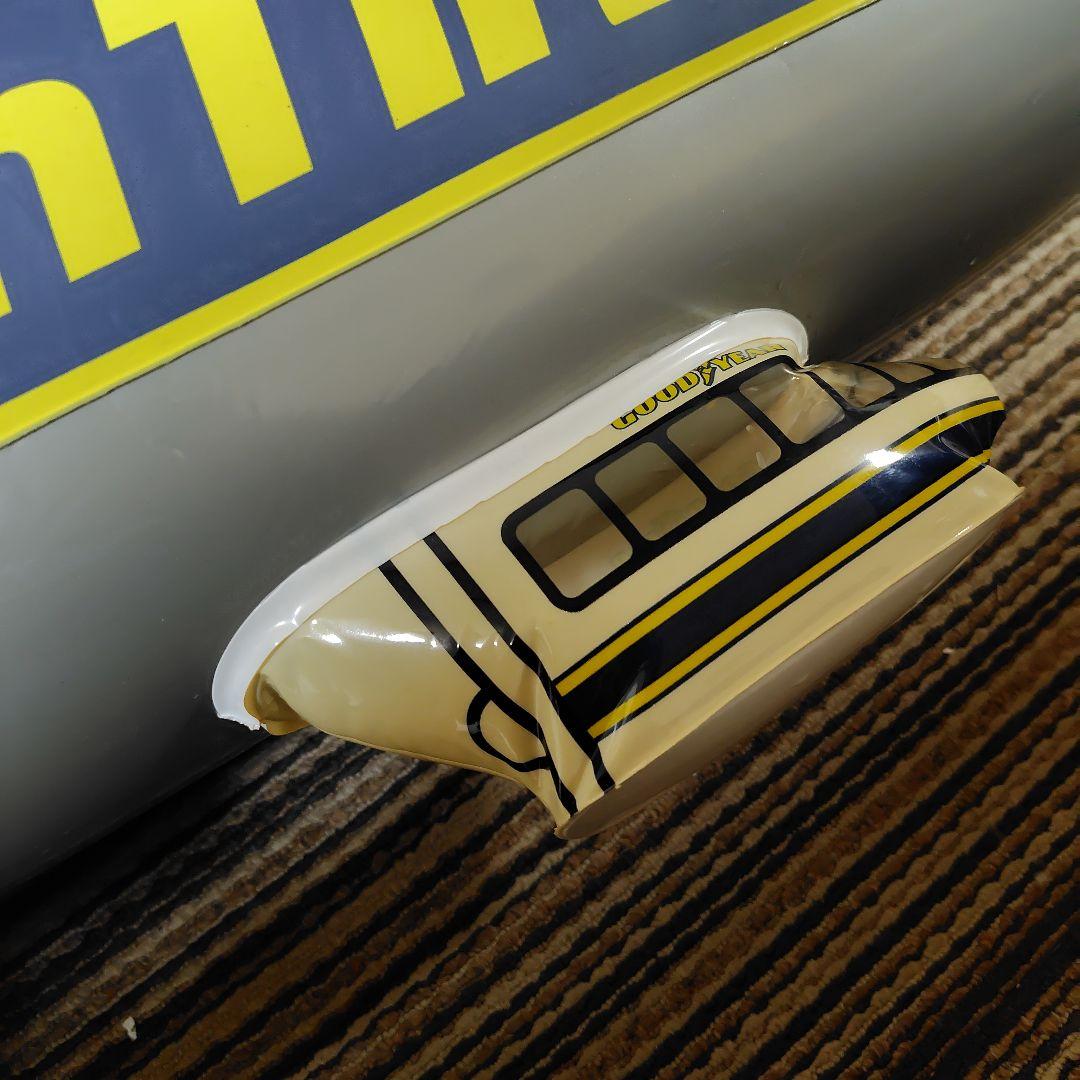 GOOD YEAR 飛行船型装飾品