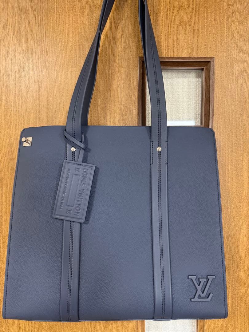 未使用 ルイヴィトン テイクオフトート アエログラム トートバッグ ネイビー