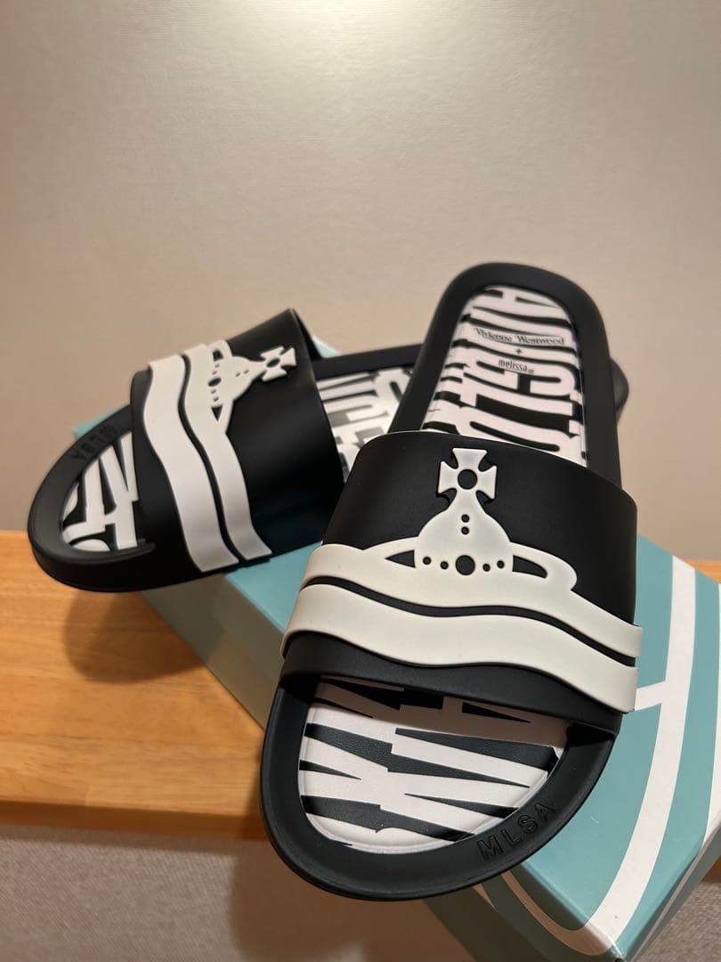 Vivienne Westwoodヴィヴィアンウエストウッドメリッサ26.5㎝