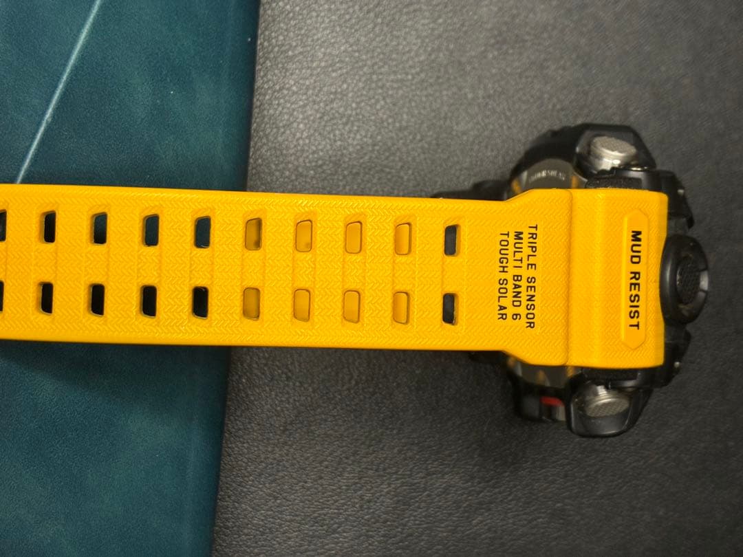 G-SHOCK CASIO ブラック/イエロー