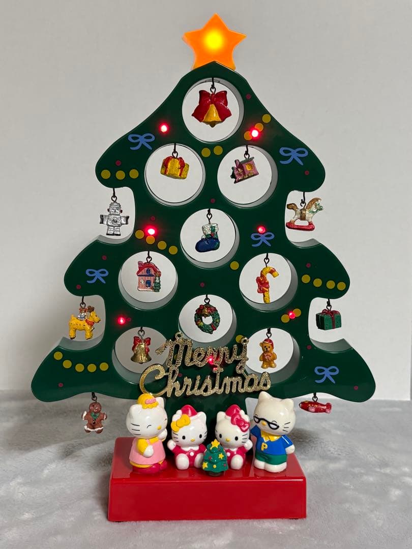 ハローキティ　サンリオ　クリスマスツリー　ライト・メロディー付き