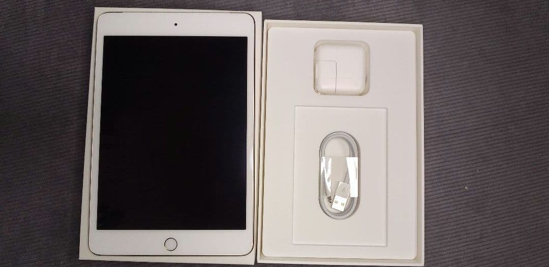 iPad本体 iPad mini 4 64GB Wi-Fi+Cellular