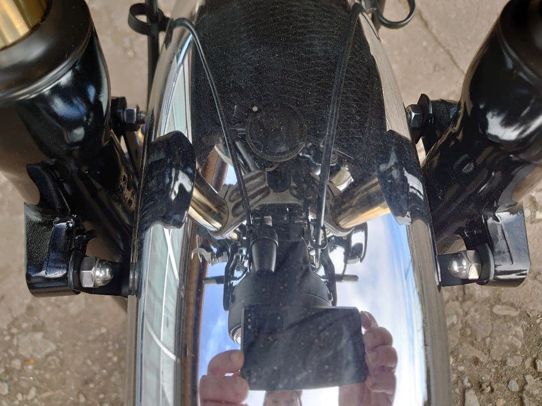 バイク用クロームフェンダー 取り付け金具付き