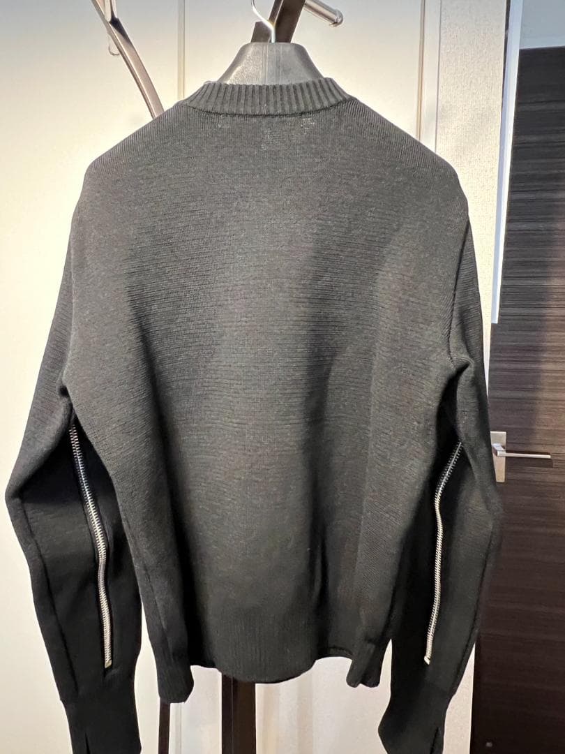 サリバン　ジップニット