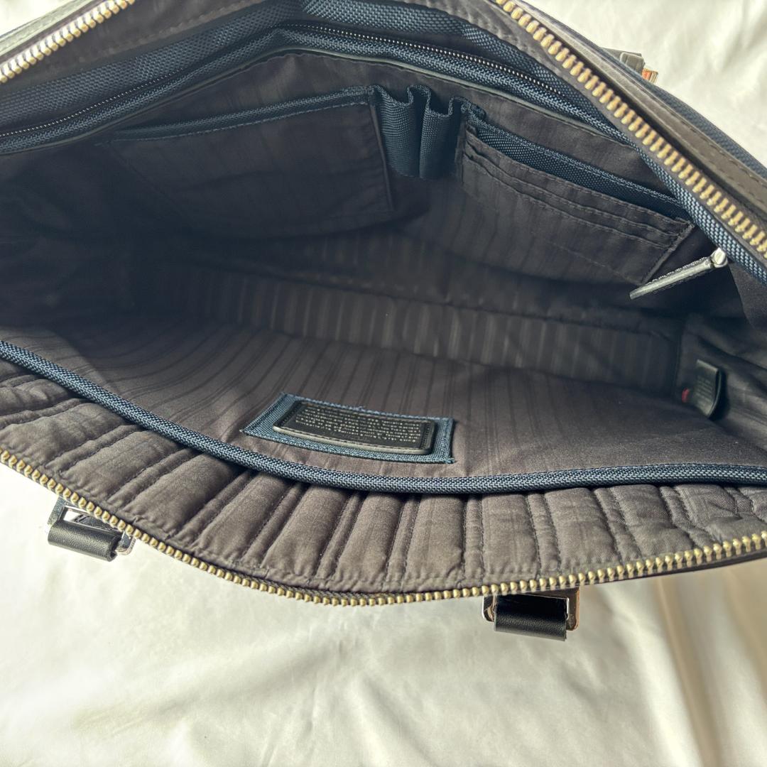 極美品 トゥミ JARVIS トートバッグ ビジネス 日本限定 肩掛け ネイビー