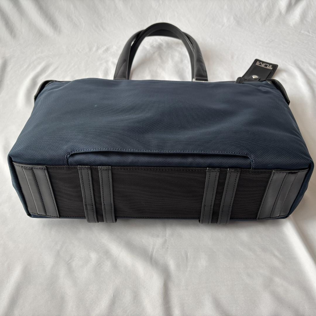 極美品 トゥミ JARVIS トートバッグ ビジネス 日本限定 肩掛け ネイビー