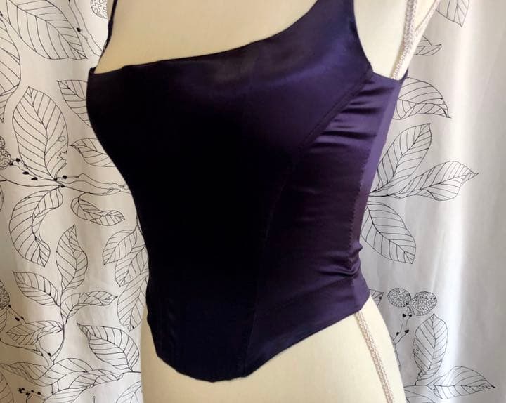 パープルコルセット