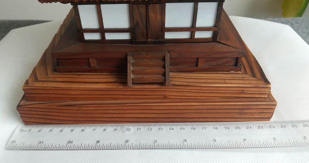 ヴィンテージ　木製　三重塔　高さ約56cm